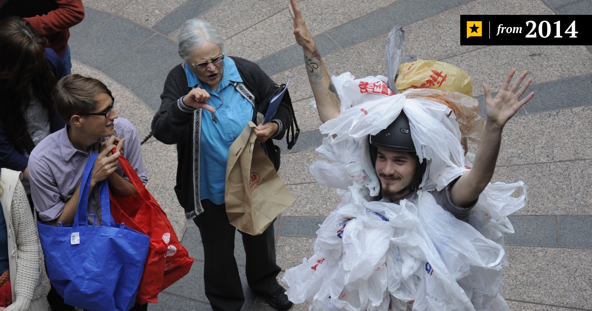 Abbott Opinion Murky on Plastic Bag Bans The Texas Tribune
